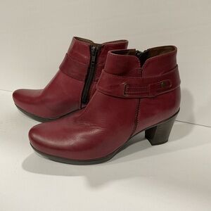 Eric Michael Plum Leather Ankle Boots Euro size 38 US 7.5-8